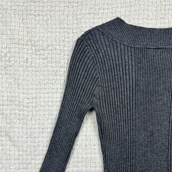 Y2K Grey Long Line Sweater - Picture 6 of 6